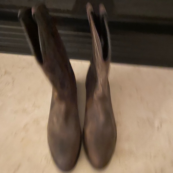 Size 13 cowboy boots Hand made - Picture 3 of 3